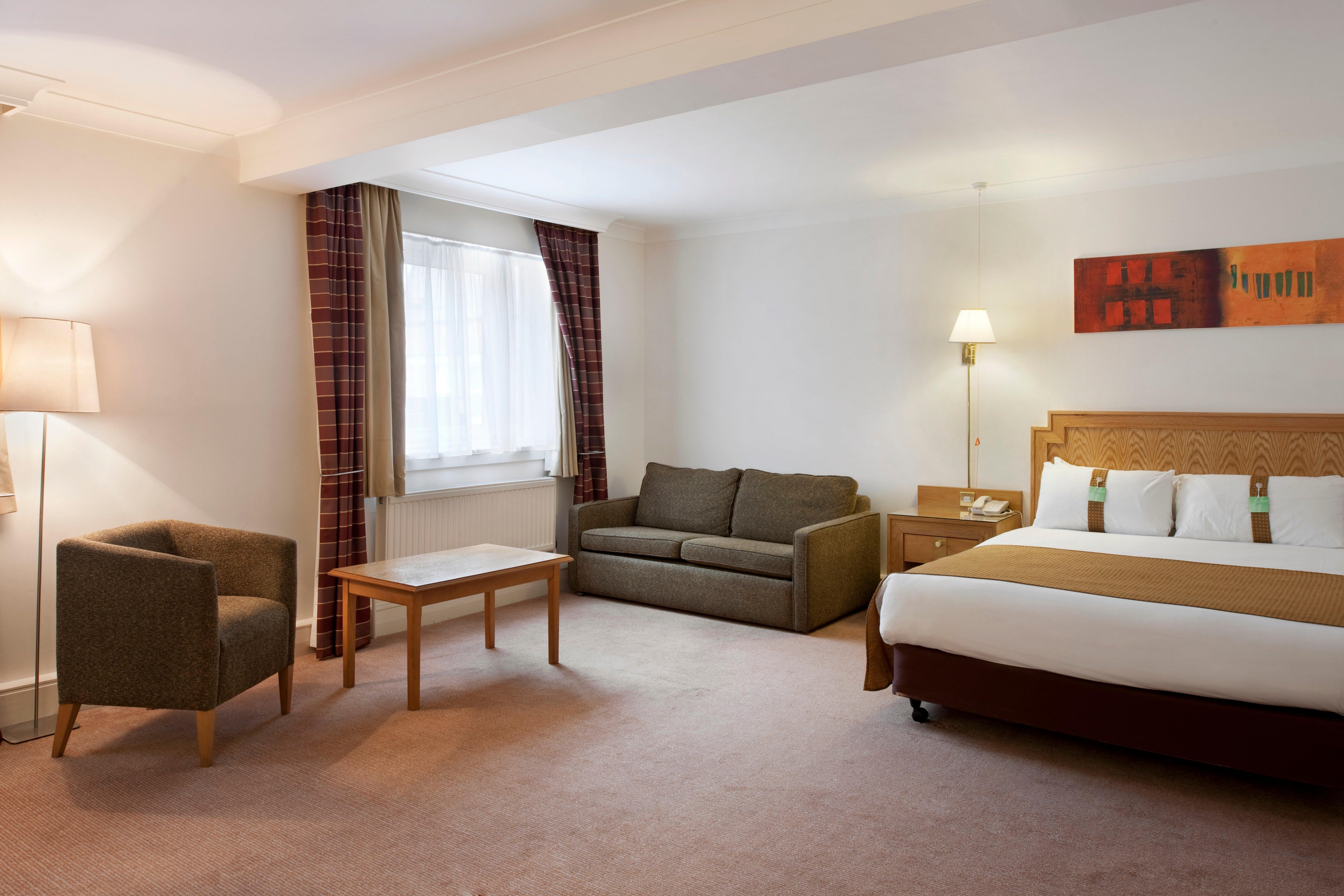Holiday Inn Bolton Centre, An Ihg Hotel מראה חיצוני תמונה